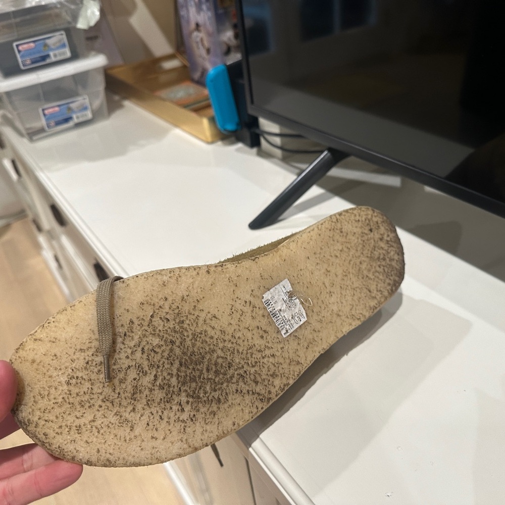Clarks Original -Men's Suede Desert Boots - Picture 3 of 7
